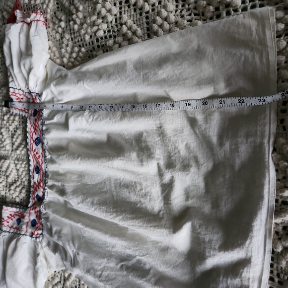 1940s Vintage Embroidered Hungarian blouse - Picture 8 of 8